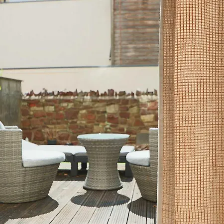 Two Bedroom Meridian Place *